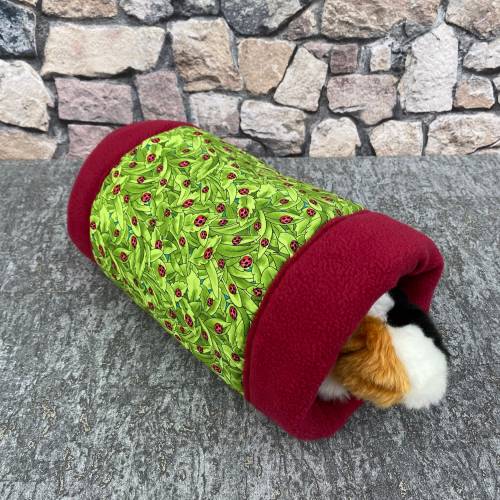 Kuschelrolle - Kuscheltunnel für Meerschweinchen/Kuschel-Rolle / Röhre / Tunnel/ Kuschel-Höhle "Marienkäfer / Beere&