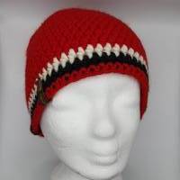 Mütze Gr.  L/XL unisex, Rot mit weißen und schwarzen Streifen, warm, gehäkelt, gut auch für die Übergangszeit Bild 5