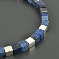 Halskette mit Dumortierit, blaue Edelsteinkette mit Würfeln, 925er Silber, 6 mm groß, Würfelkette, Geschenk Bild 1