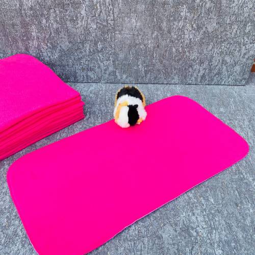 DiBi's PipiPad* 4-Set urindichte formstabile PipiPads (Gr. B) 34x68 "Pink" Fleecehaltung Meerschweinchen Wel
