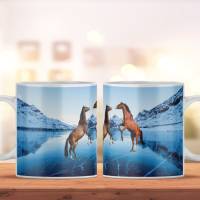 Kaffeetasse mit Pferde Motiv & Berglandschaft, bedruckte Tasse als perfekte Geschenkidee, spülmaschinenfeste Tasse Bild 1