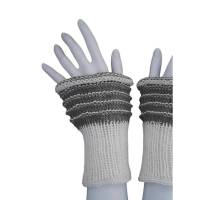 Pulswärmer 100 % Merino-Wolle handgestrickt grau weiß - Damen - Einheitsgröße - Modell 52 Bild 3