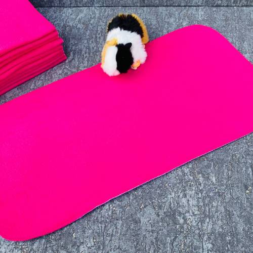 DiBi's PipiPad* 4-Set urindichte formstabile PipiPads (Gr. B) 34x68 "Pink" Fleecehaltung Meerschweinchen Wel