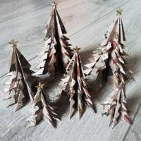 11 Origami Tannenbäume aus Papier braun-bunt Weihnachten, Advent, Fest, zum Hinstellen und Aufhängen Bild 2