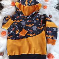 Hoody - Kapuzenpulli  für Kinder - Halloween   Gr. 104 - Geister und Fledermaus - schwarz / orange - Unikat Bild 1