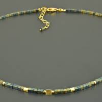 Zarte Halskette mit Hämatit und vergoldetem 925er Silber, minimalistische,zierliche Edelsteinkette, kleine Würfelkette Bild 4