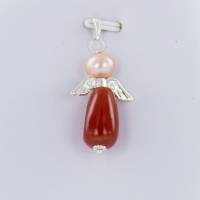 feiner kleiner Engel orange Karneol und beiger Perle mit  echten Silber Flügeln Bild 3