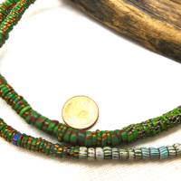 Aja Perlen Strang - alte venezianische Glasperlen aus dem Afrikahandel - Aja Scheiben grün Bild 4