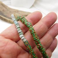 Aja Perlen Strang - alte venezianische Glasperlen aus dem Afrikahandel - Aja Scheiben grün Bild 6