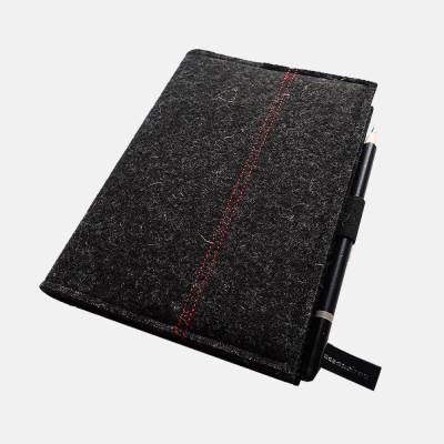 Buchhülle aus Filz anthrazit mit roten Linien und Stiftehalter