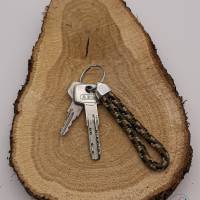 Schlüsselanhänger aus Paracord mit Endkappe und Schlüsselring Bild 7
