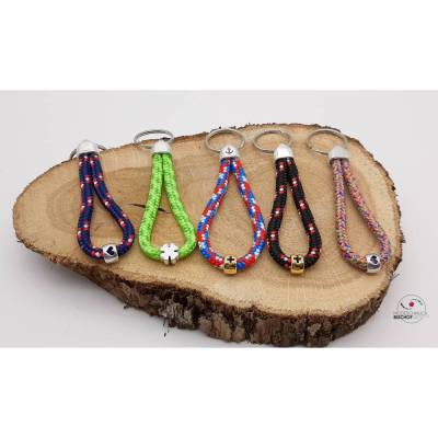 Schlüsselanhänger aus Paracord mit Endkappe, Schiebeperle und Schlüsselring