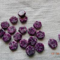 Perlen-Set - 18 flache lilafarbene Kunststoffperlen im Säckchen,Schmuckherstellung, Bild 4