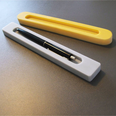 Stiftablage in der Farbe: grau, weiß oder gelb