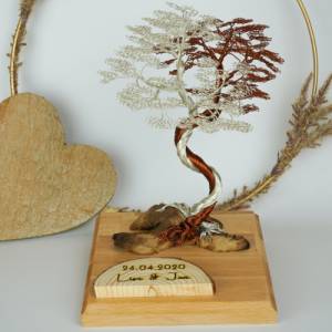 Drahtbaum, Verlobung Geschenk personalisierbar - einzigartiges Verlobungsgeschenk - Hochzeitsgeschenk aus Holz und Draht Bild 1