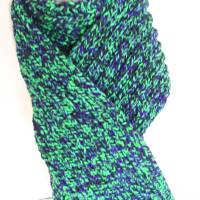 Strickschal in apfelgrün-blau-Color Grobstrick-Optik handgestrickt von Hobbyhaus Bild 4