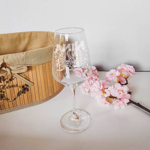 Personalisiertes Weinglas mit Name und Schwan Motiv | Trinkglas mit Namen | Geschenke mit Wunschgravur