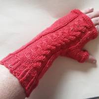 Armstulpen, Fingerlose Handschuhe mit Zopfmuster Bild 1