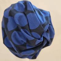 Beanie-Loop - gleichzeitig Mütze und Loop - für Damen, genäht aus Jersey in dunkelblau-blau, von he-ART by helen hesse Bild 5