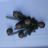 6 umhäkelte Weihnachtsbaumkugeln Bild 2