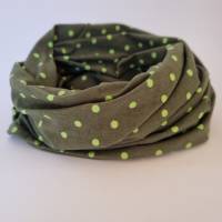Beanie-Loop - gleichzeitig Mütze und Loop - für Damen, genäht aus Jersey in dunkelgrün-grün, von he-ART by helen hesse Bild 7