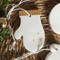 Weihnachtsbaumschmuck, Geschenkanhänger aus Beton, Set mit 6 st, weiß mit gold handbemalt Bild 7