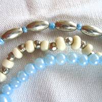 Perlenarmbänder 3er Set in hellblau-creme-silber handgemacht von Hobbyhaus Bild 5