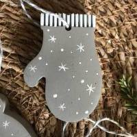Weihnachtsbaumschmuck, Geschenkanhänger aus Beton, Set mit 6 st, grau mit weiß handbemalt Bild 7