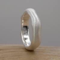 Ring "Smoothie" Silber 925 organische, fließende Form, ein Ring ohne Ecken und Kanten, Bild 1