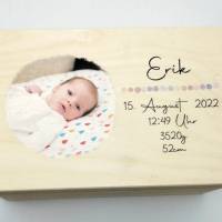 Foto - Erinnerungskiste Baby mit Namen "Punkte" Geburtsdatum Erinnerungsbox für Kinder Bild 1