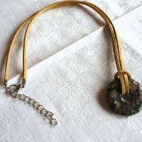 Halskette Achat-Donut in grau-braun handgemacht von Hobbyhaus Bild 4