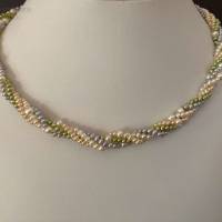 Bunte Perlenkette, vier Reihen, Verschluss: Si925, Geschenk für Frauen, Brautschmuck, Handarbeit aus Bayern Bild 1