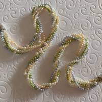 Bunte Perlenkette, vier Reihen, Verschluss: Si925, Geschenk für Frauen, Brautschmuck, Handarbeit aus Bayern Bild 3
