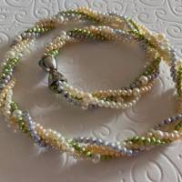 Bunte Perlenkette, vier Reihen, Verschluss: Si925, Geschenk für Frauen, Brautschmuck, Handarbeit aus Bayern Bild 5