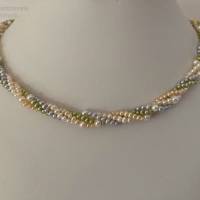 Bunte Perlenkette, vier Reihen, Verschluss: Si925, Geschenk für Frauen, Brautschmuck, Handarbeit aus Bayern Bild 6