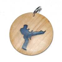 Origineller Anhänger "Kampfsport" aus Hartholz. Karate Judo Holz Geschenk Halskette  Schmuck Schlüsselanhänger Bild 1