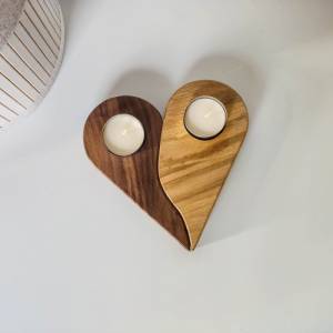 Teelichthalter Herz für 2 Teelichter aus Holz | Holzdekoration für Kerzen aus Massivholz | Eiche und Nuss Teelichthalter Bild 3