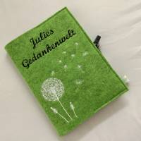 Personalisiertes Tagebuch aus Filz mit Schloß Pusteblume Bild 7
