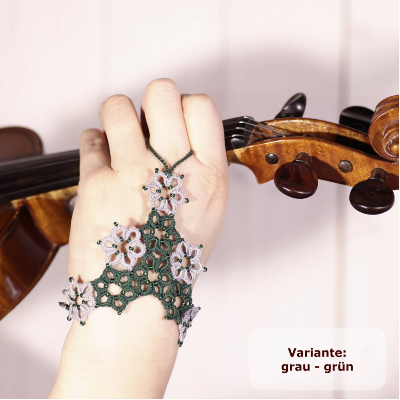 Handschmuck Margerite Baumwolle mit vielen Perlen - größenverstellbar - SlaveArmband