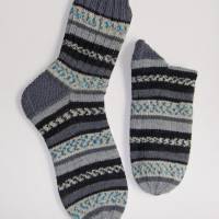 Herren-Socken handgestrickt, Jeans-Socken Wunschgröße, Socken, Wollsocken, jeansblau Ringelsocken, bunte Männersocken Bild 4