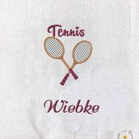 Besticktes personalisiertes Handtuch Duschtuch Gästetuch Tennis Stickerei Frotteetuch mit Namen Geburtstagsgeschenke Bild 1