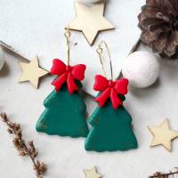 Ohrringe Tannenbaum mit Schleife • Creolen Polymer Clay | Ohrschmuck | Weihnachten Bild 1