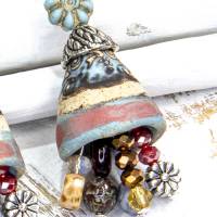 lässige florale ohrringe, weihnachtsgeschenk, keramik, glasperlen, rot, türkis, beige Bild 2