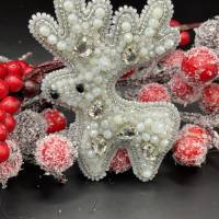 Brosche Schmuck aus Glasperlen Perlen Handarbeit Weihnachtsschmuck Bild 4