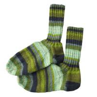 handgestrickte Socken für Erwachsene, Größe 41/42 - olive grün gestreift Bild 2