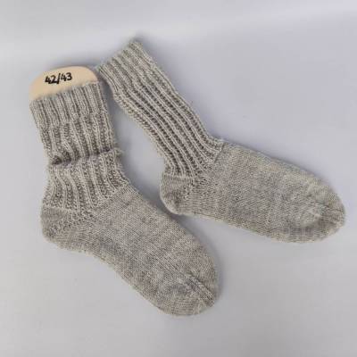 handgestrickte Socken Gr.42/43