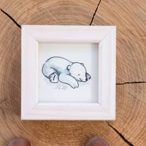 kleiner Eisbär Bild im Miniholzrahmen, Original Zeichnung, Kinderzimmer-Bild, Wanddeko, niedliches Geschenk, Kinderwandk Bild 2