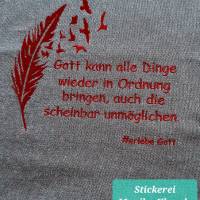 Besticktes Kissen mit Stickerei "Gott kann Alles" Bild 1