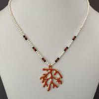 Perlenkette mit Korallenanhänger emailliert, Koralle und Spinell, Geschenk für Frauen,Handarbeit aus Bayern, HomeOffice Bild 1