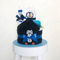 Windeltorte Pinguin dunkelblau zur Geburt Bild 1